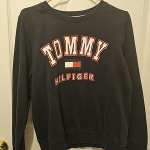 Tommy Hilfiger Black and Red Women's Crew Neck Sweater